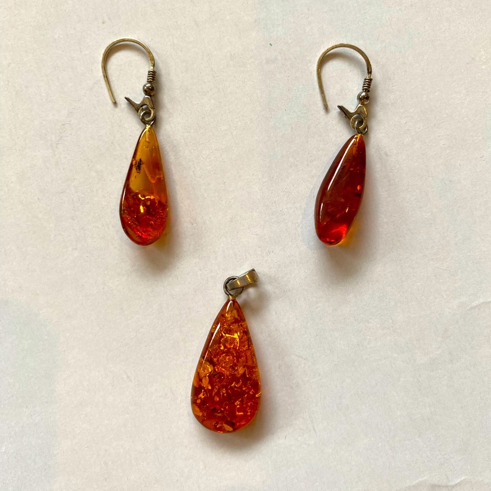 Amber Pendant and Earring Set